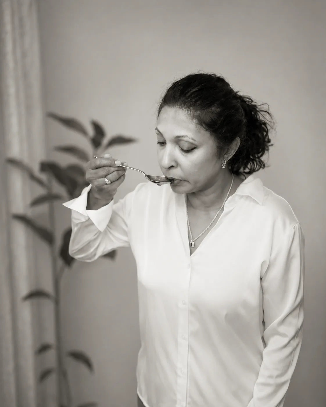 Ceylon Select founder Dami Rodrigo tasting tea